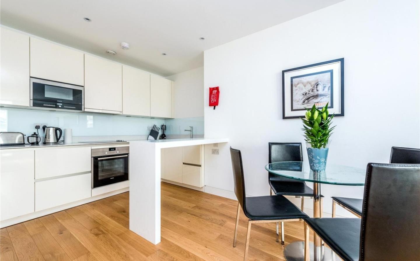 Luxury Holiday Let @ London City מראה חיצוני תמונה